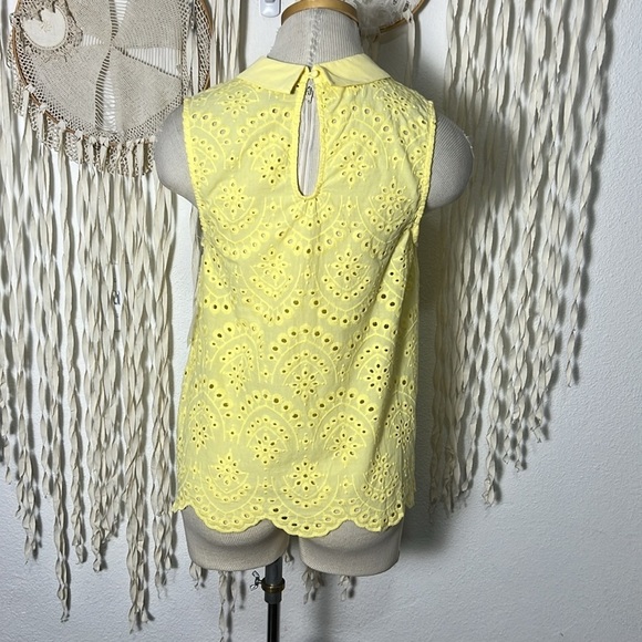 Anthropologie ModcCoth NWOT Yellow Eyelet Sleeveless Blouse Size Small - Picture 3 of 10